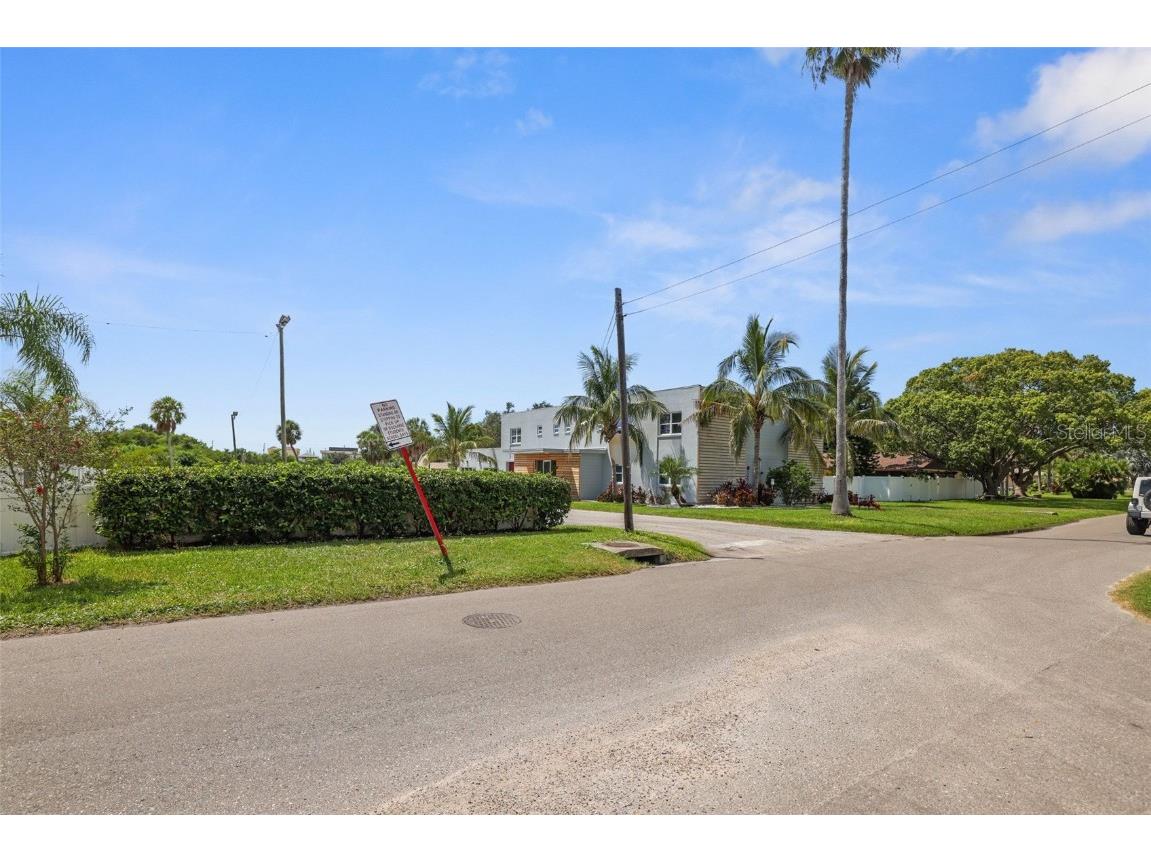 10830 Navajo Drive Saint Petersburg FL 33708 TB8432031 image97