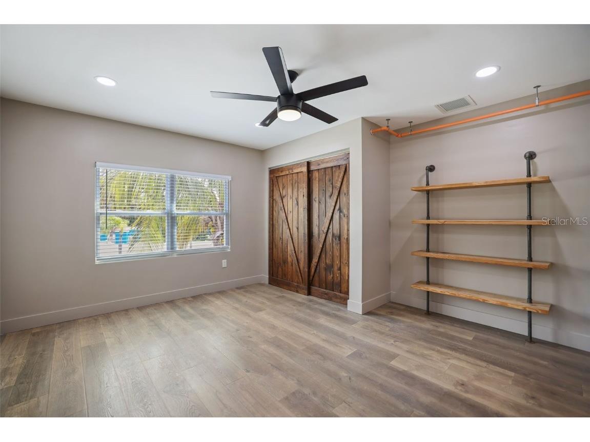 10830 Navajo Drive Saint Petersburg FL 33708 TB8432056 image70
