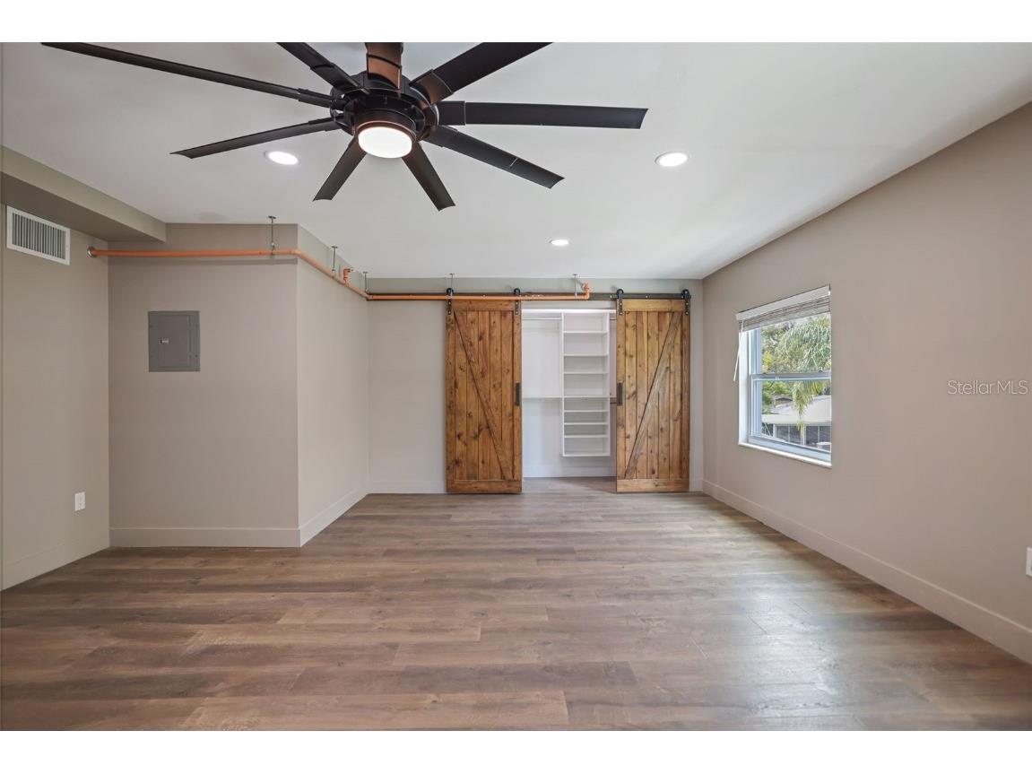 10830 Navajo Drive Saint Petersburg FL 33708 TB8432056 image77