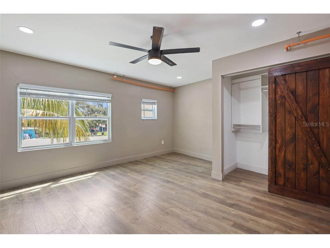 10830 Navajo Drive Saint Petersburg FL 33708 TB8432056 image81
