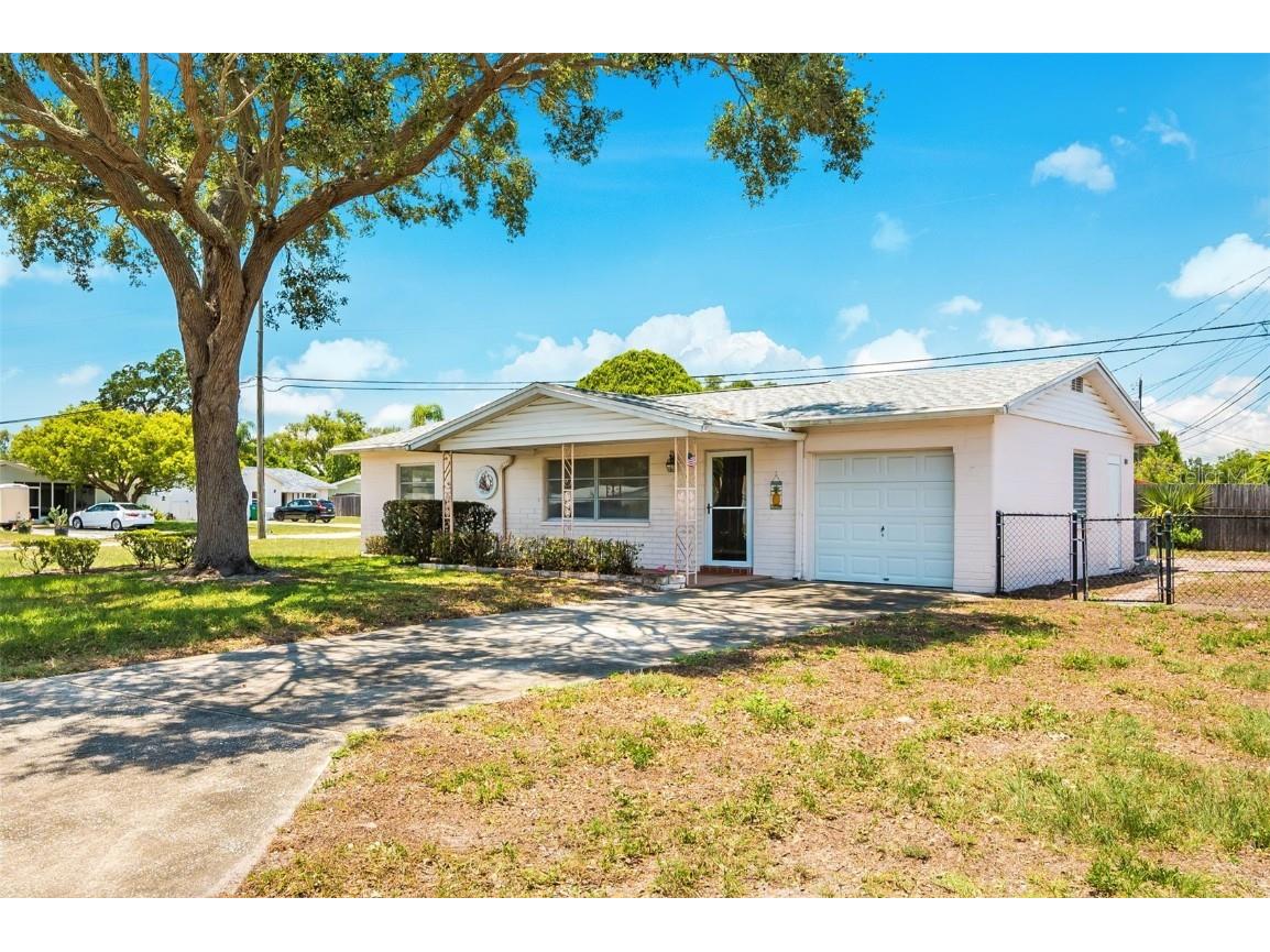10833 111th Place N Largo FL 33778 U8205417 image1