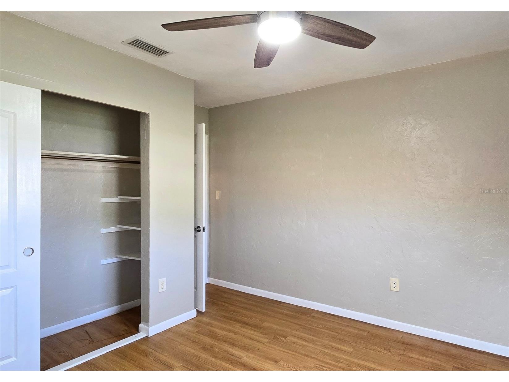 10833 111th Place N Seminole FL 33778 TB8521973 image13