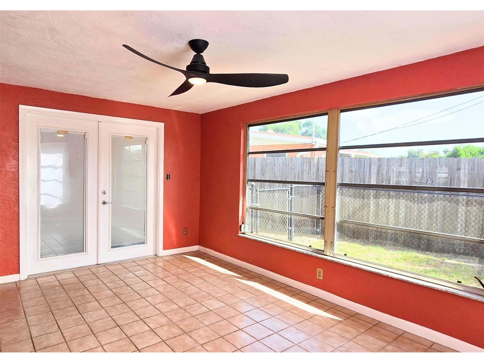 10833 111th Place N Seminole FL 33778 TB8521973 image16