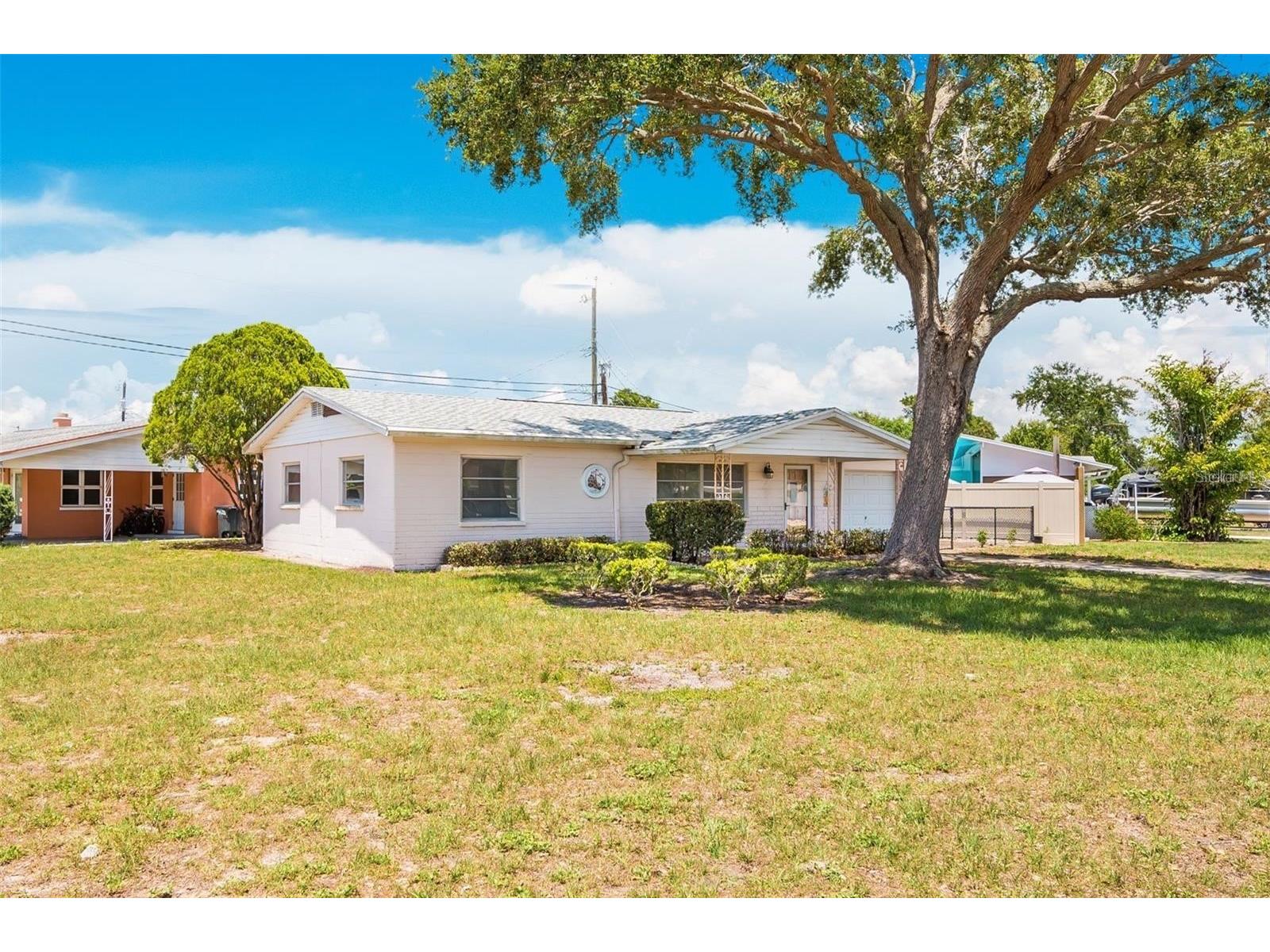 10833 111th Place N Seminole FL 33778 TB8521973 image33