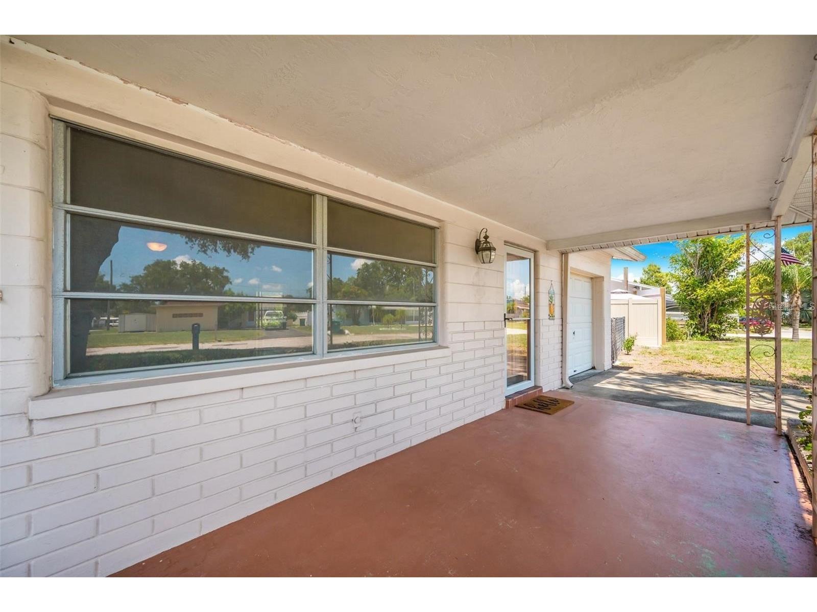10833 111th Place N Seminole FL 33778 TB8521973 image6