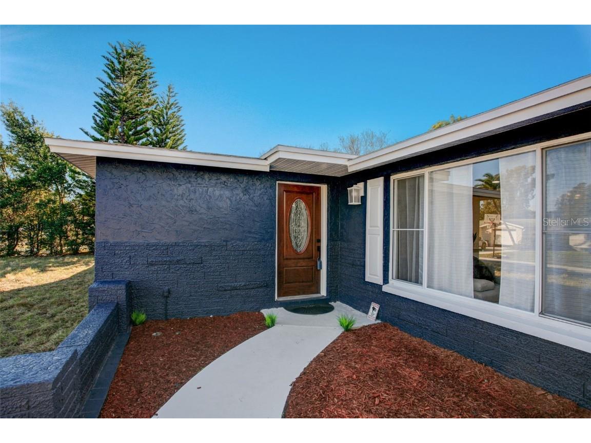 10833 Lyndale Avenue Port Richey FL 34668 U8224598 image1