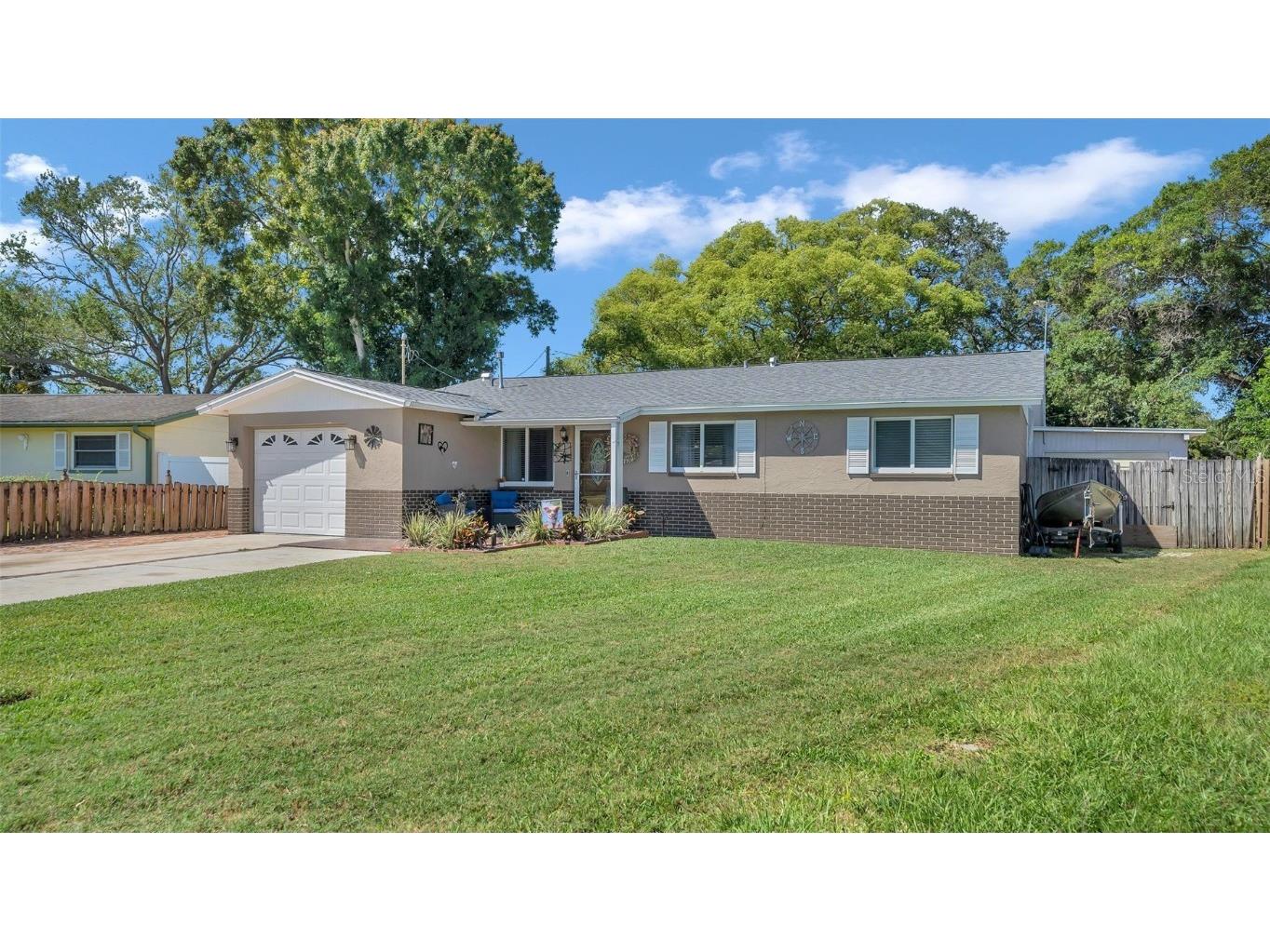 10834 111th Street Seminole FL 33778 U8239296 image1