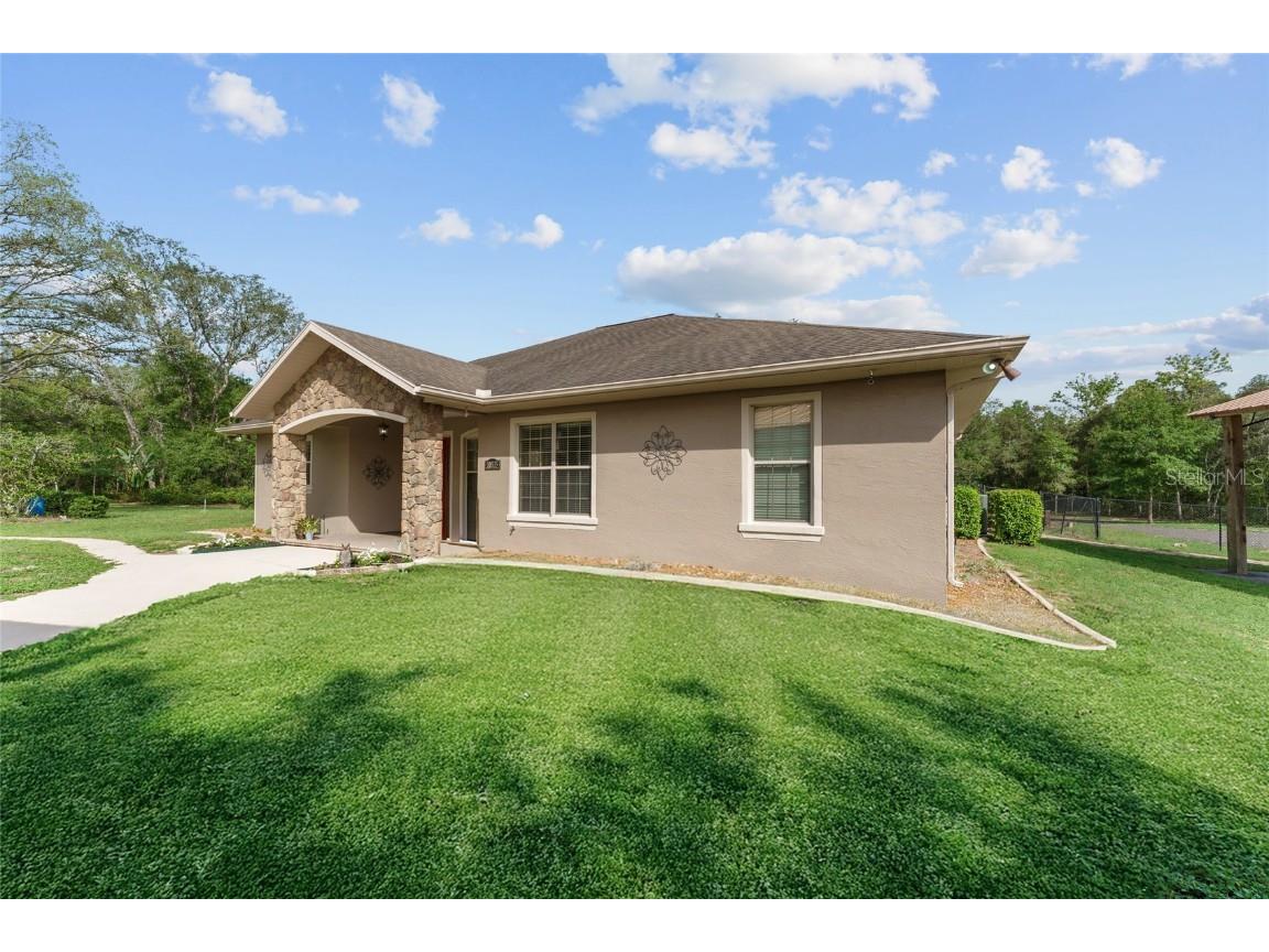10835 SE Highway 464c Ocklawaha FL 32179 OM703982 image3