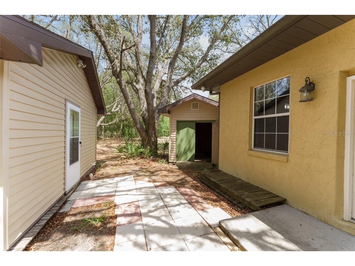 10835 SE Highway 464c Ocklawaha FL 32179 OM703982 image73