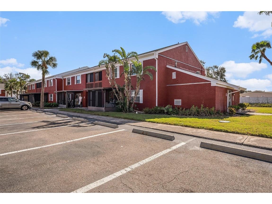 1084 82nd Terrace N #1084B Saint Petersburg FL 33702 TB8322868 image1