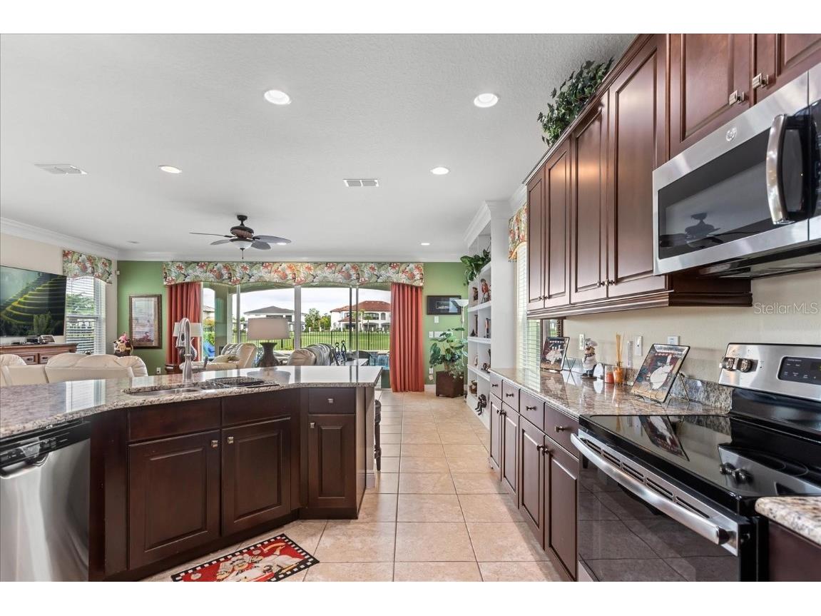 1084 Castle Pines Court Reunion FL 34747 O6312203 image6