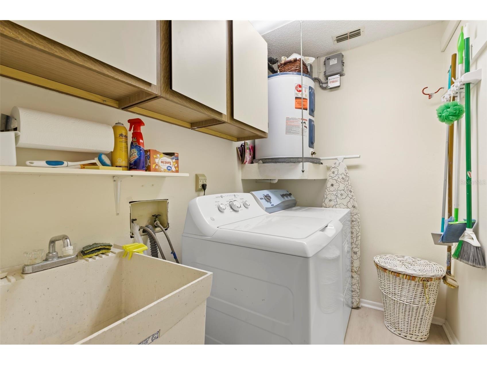 1084 Dunrobin Drive #D Palm Harbor FL 34684 TB8466777 image31