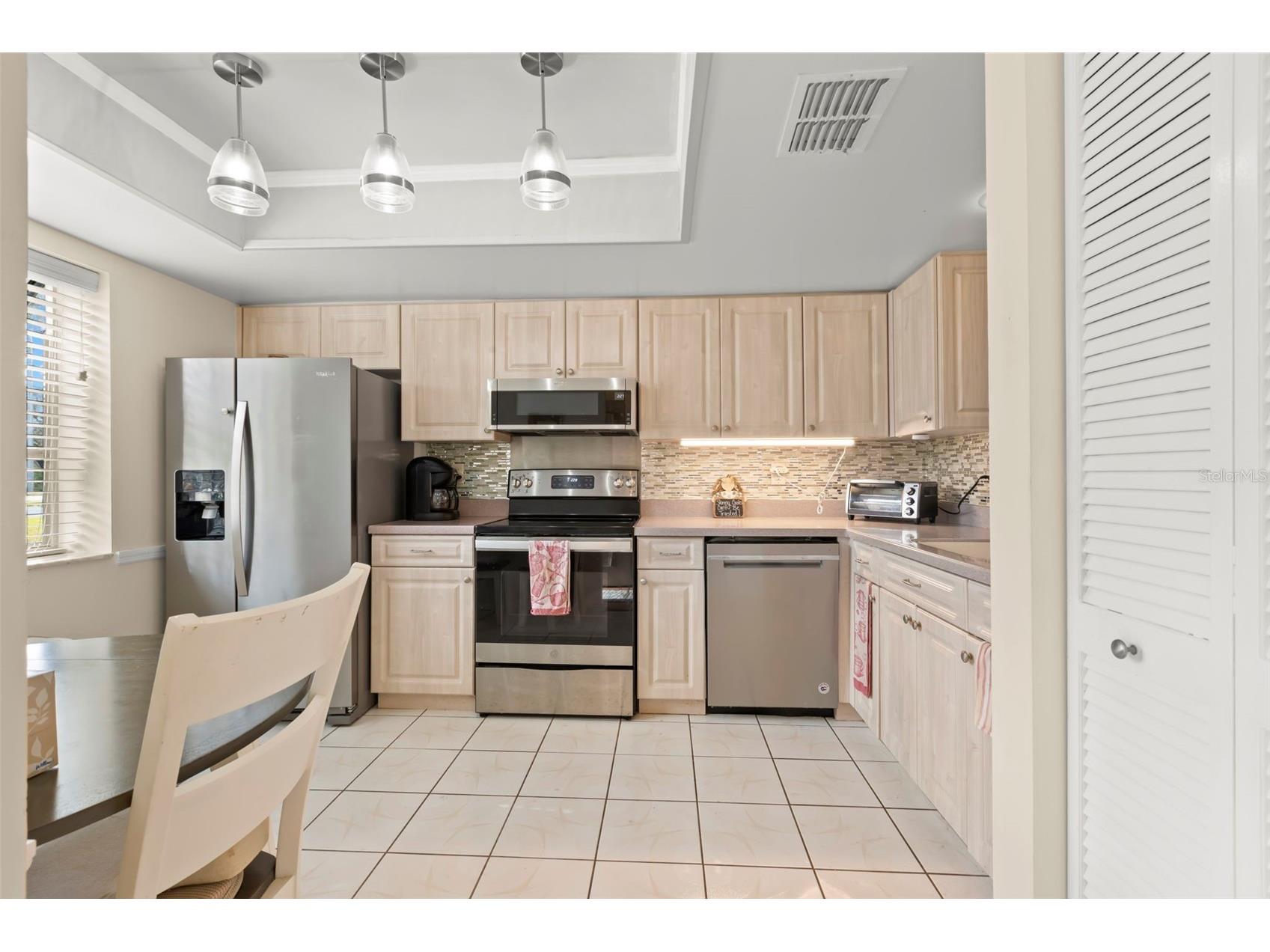 1084 Dunrobin Drive #D Palm Harbor FL 34684 TB8466777 image7