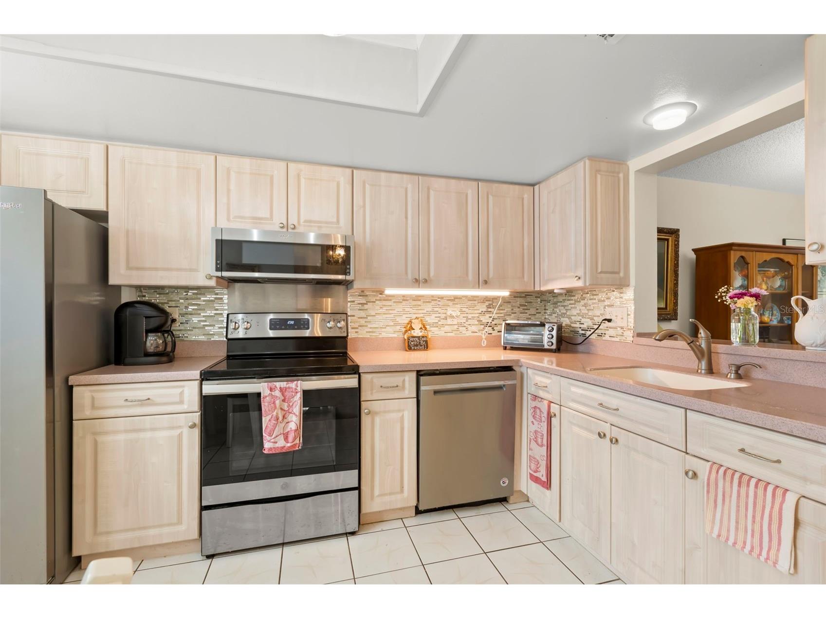 1084 Dunrobin Drive #D Palm Harbor FL 34684 TB8466777 image9