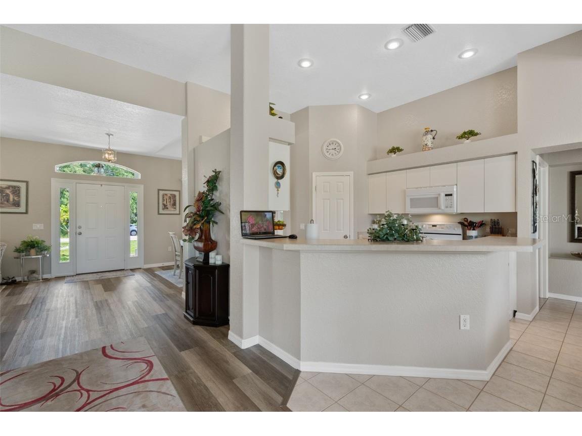 1084 W Hillsborough Boulevard North Port FL 34288 - COCO PLUM WATERWAY C7513606 image20