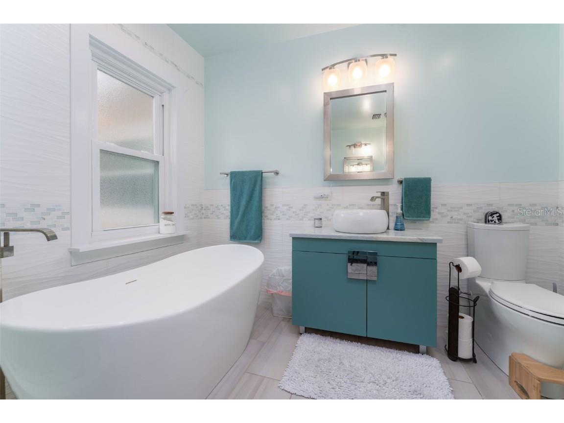 1085 16th Avenue N Saint Petersburg FL 33704 TB8450198 image19