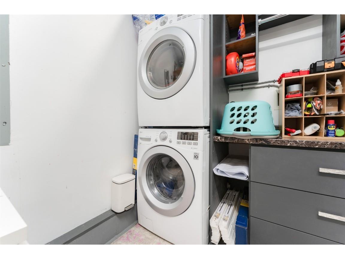 1085 16th Avenue N Saint Petersburg FL 33704 TB8450198 image23