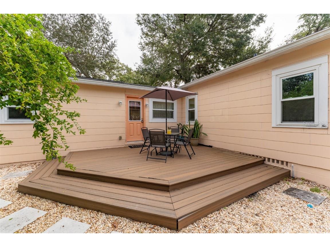 1085 16th Avenue N Saint Petersburg FL 33704 TB8450198 image26