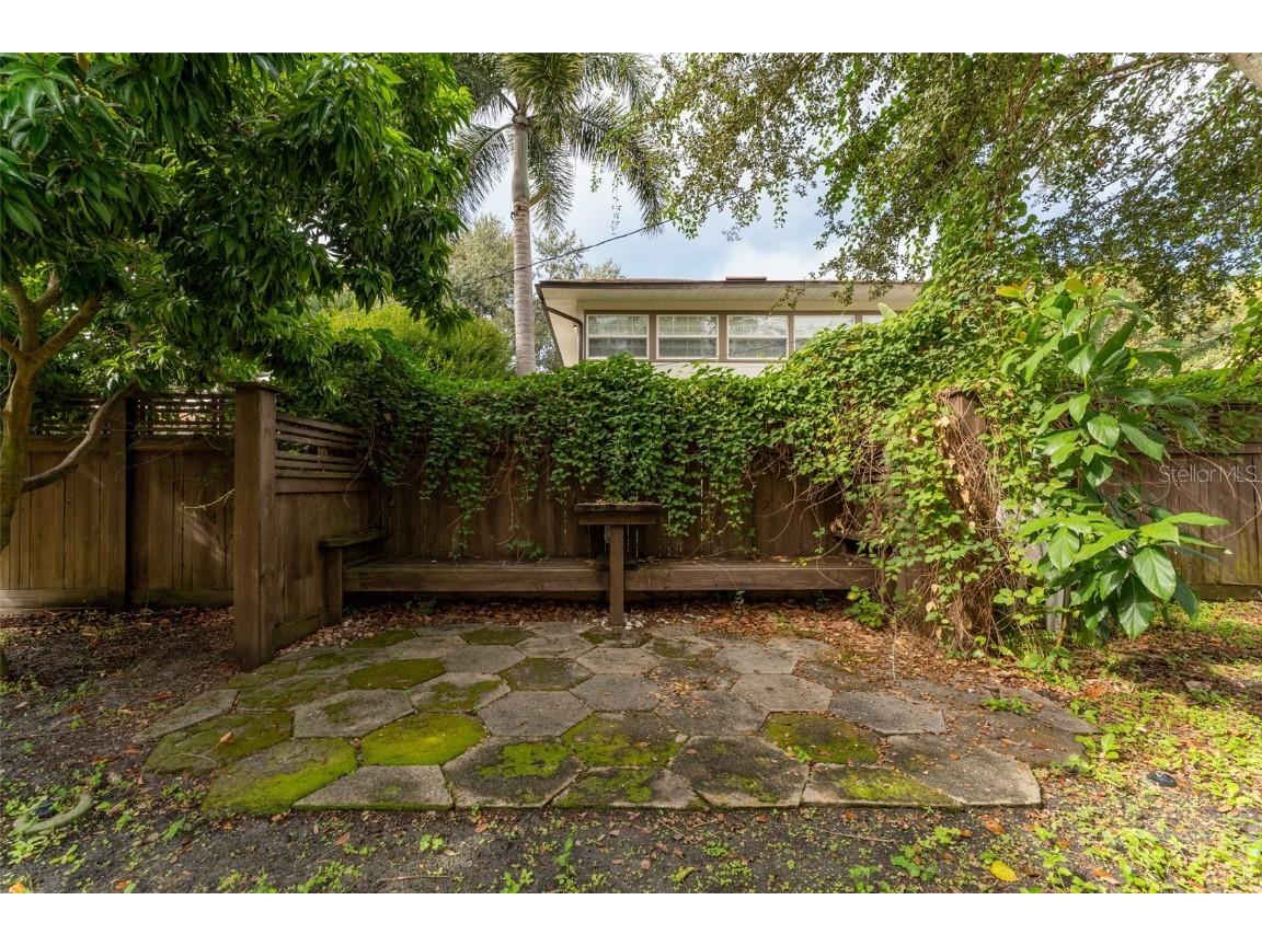 1085 16th Avenue N Saint Petersburg FL 33704 TB8450198 image31