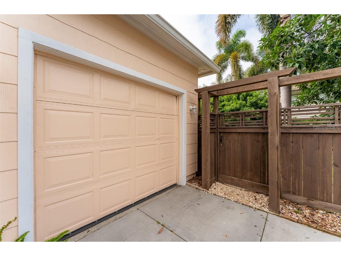 1085 16th Avenue N Saint Petersburg FL 33704 TB8450198 image34