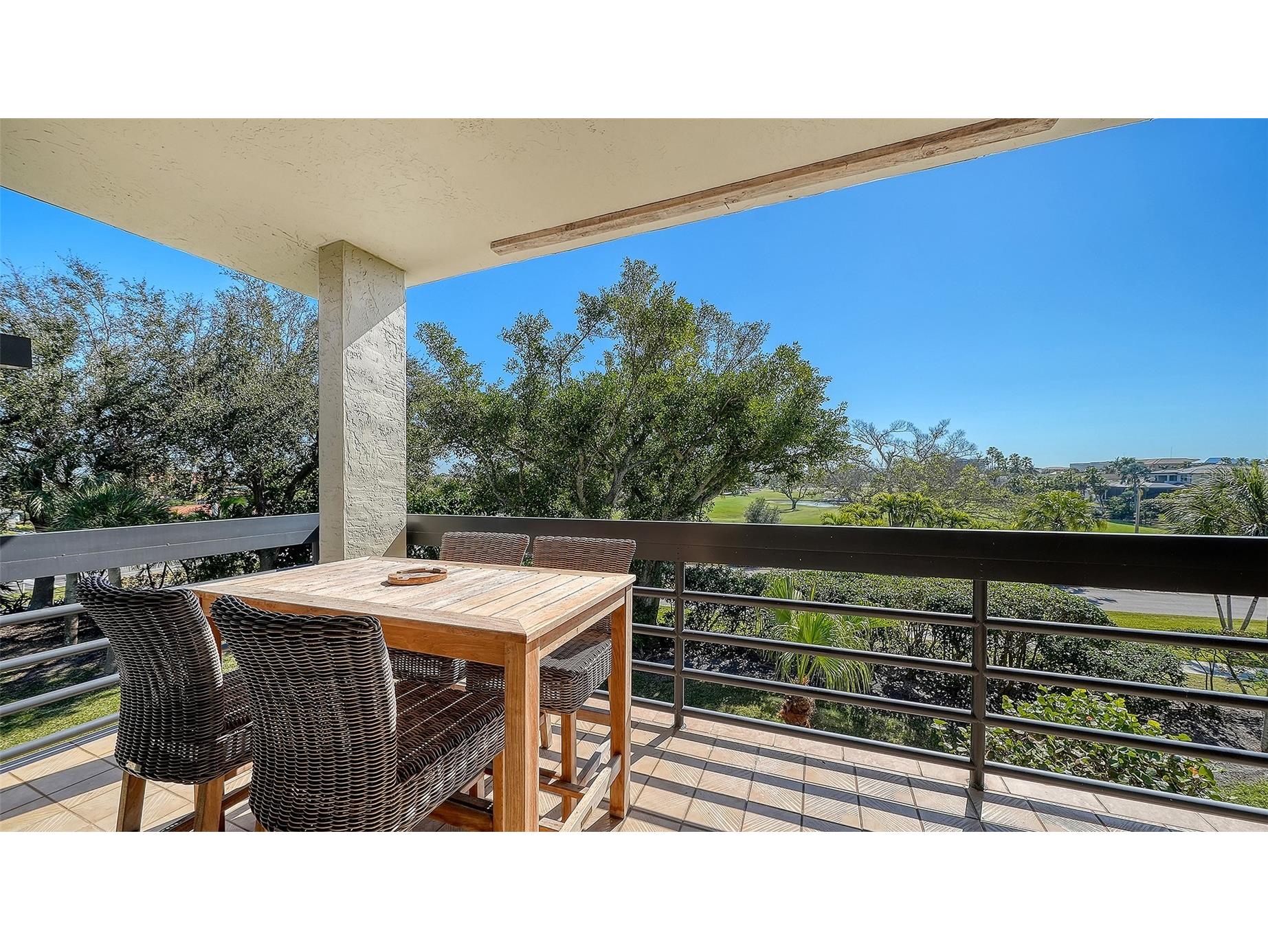 1085 Gulf Of Mexico Drive #205 Longboat Key FL 34228 - GULF OF MEXICO A4681713 image13