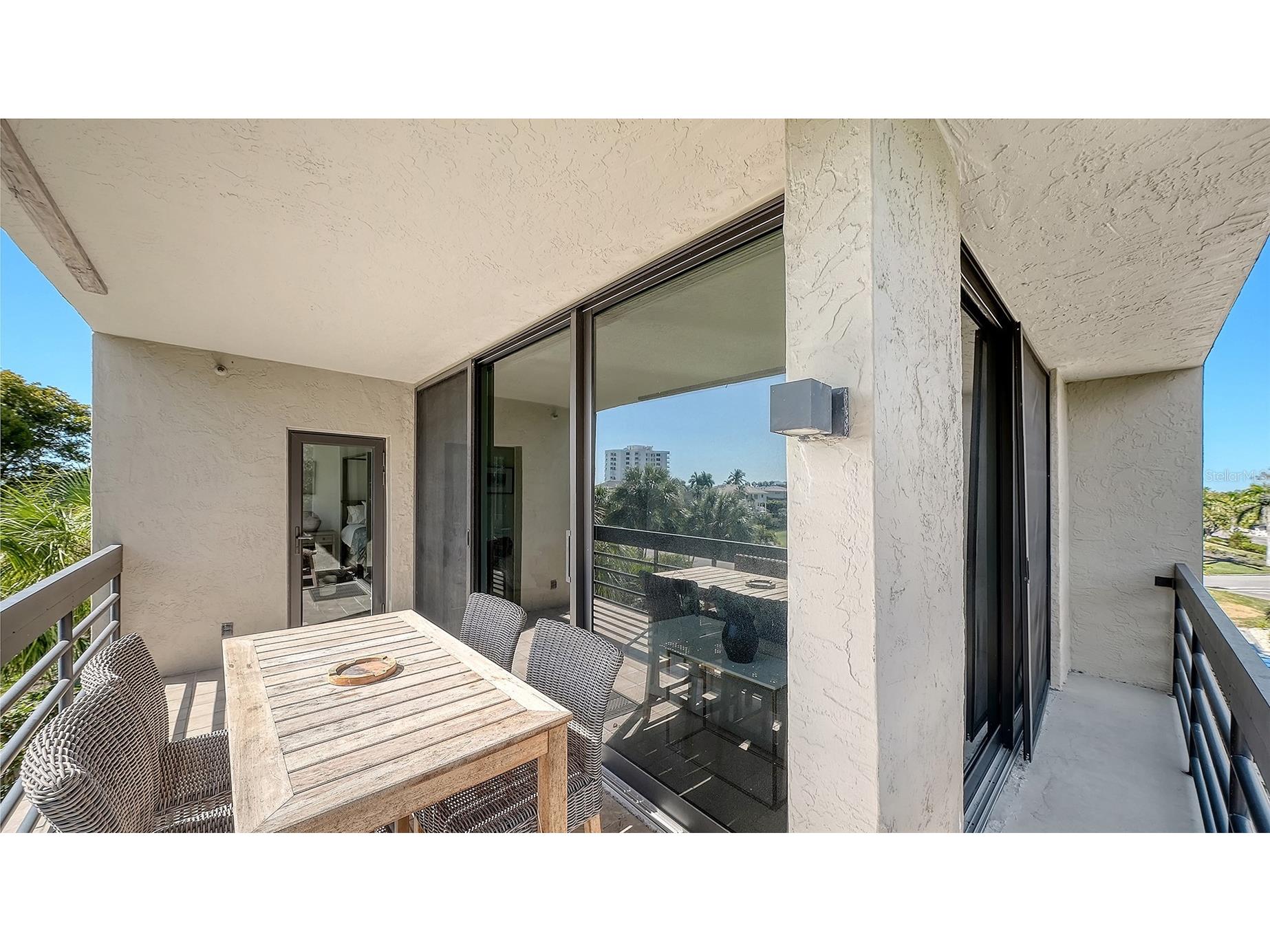 1085 Gulf Of Mexico Drive #205 Longboat Key FL 34228 - GULF OF MEXICO A4681713 image16