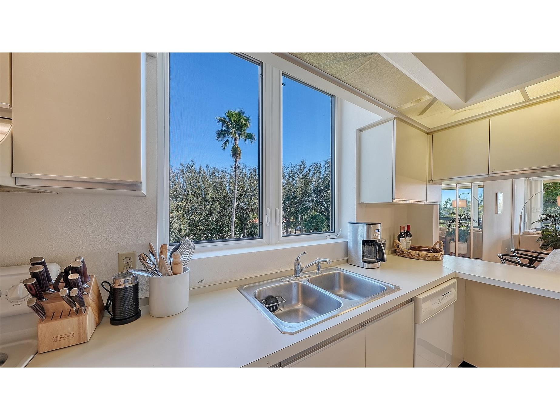 1085 Gulf Of Mexico Drive #205 Longboat Key FL 34228 - GULF OF MEXICO A4681713 image23