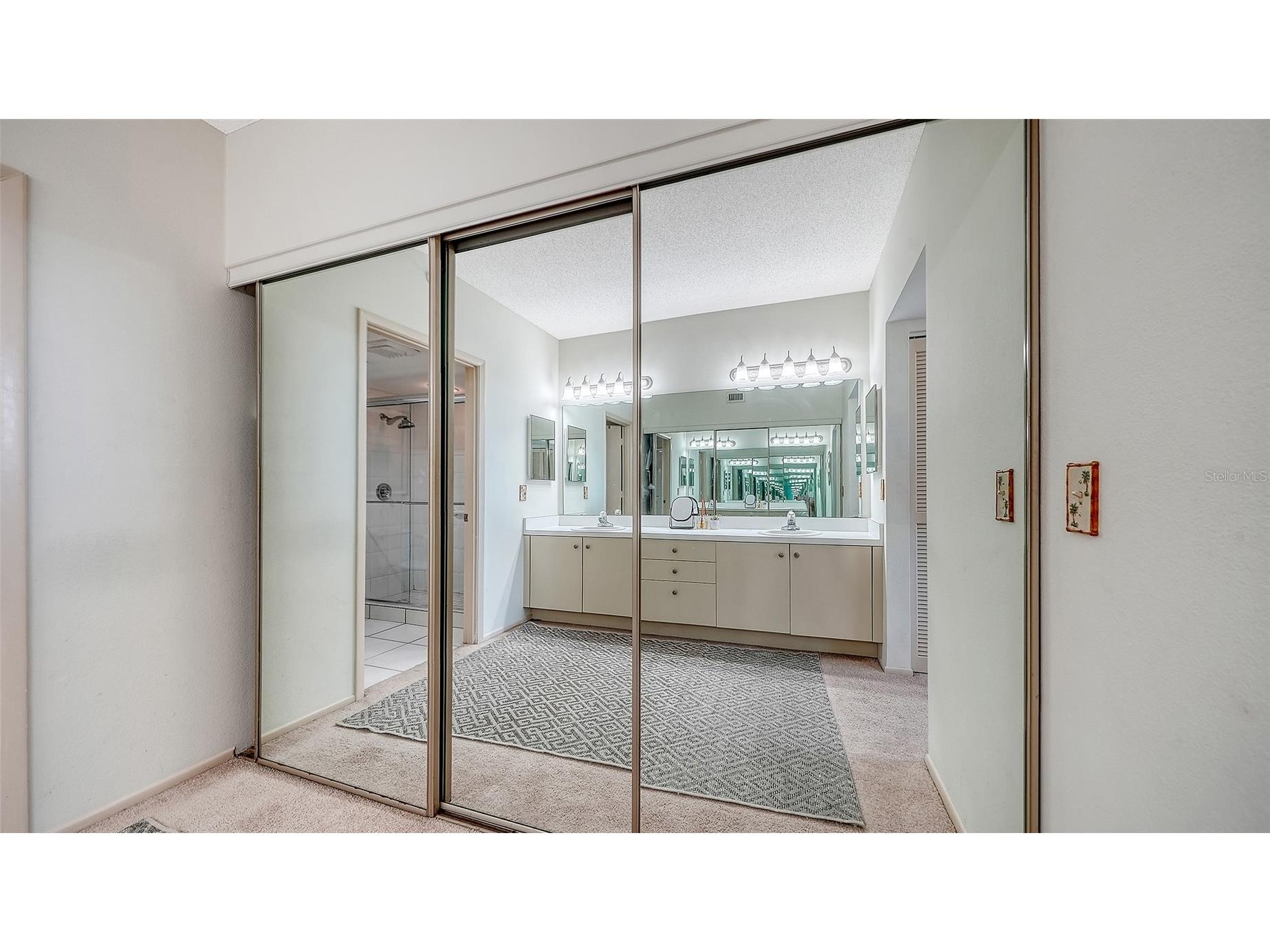 1085 Gulf Of Mexico Drive #205 Longboat Key FL 34228 - GULF OF MEXICO A4681713 image29