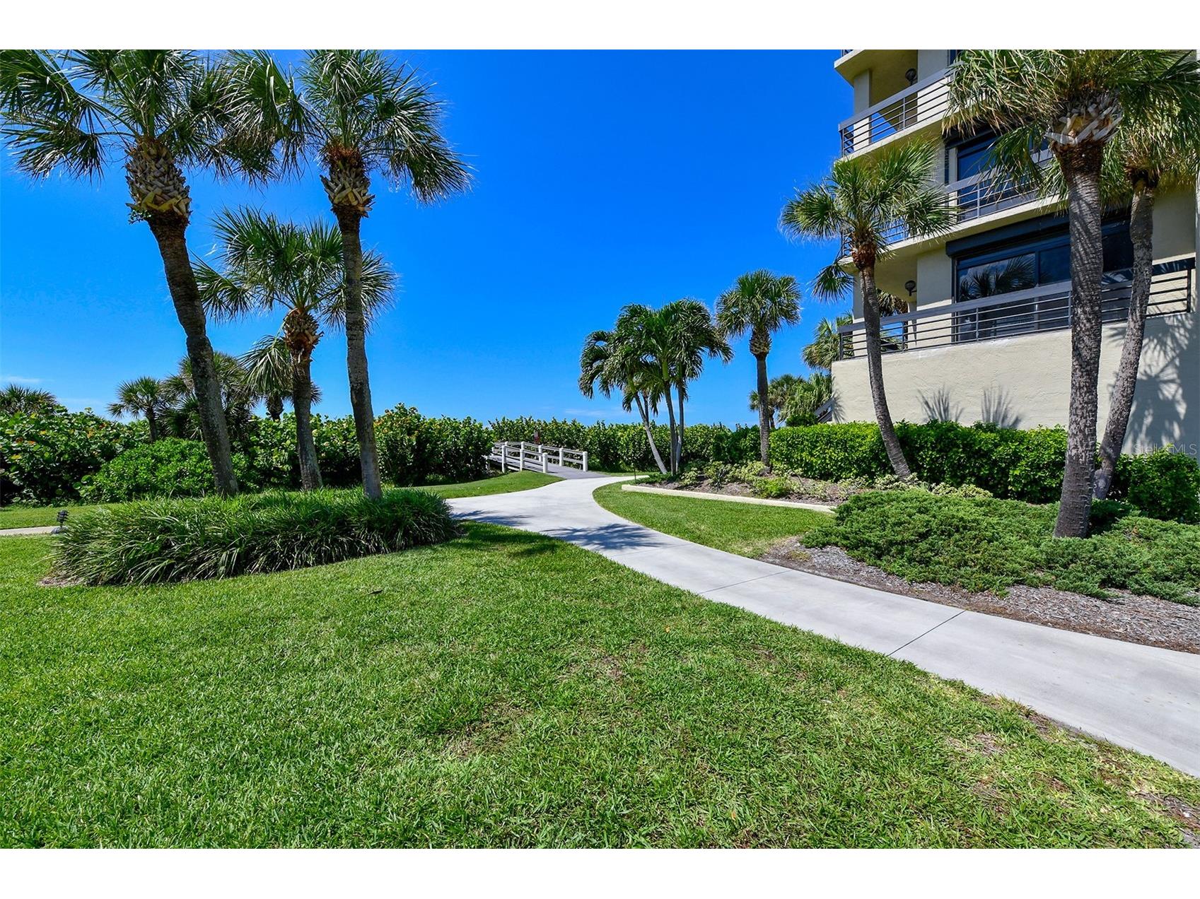 1085 Gulf Of Mexico Drive #205 Longboat Key FL 34228 - GULF OF MEXICO A4681713 image57
