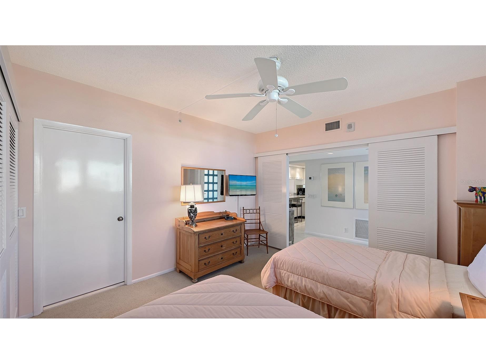 1085 Gulf Of Mexico Drive #404 Longboat Key FL 34228 A4686960 image19