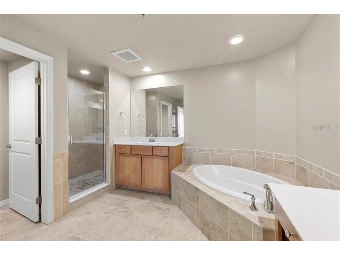 10851 Mangrove Cay Lane NE #1112 Saint Petersburg FL 33716 TB8405325 image25