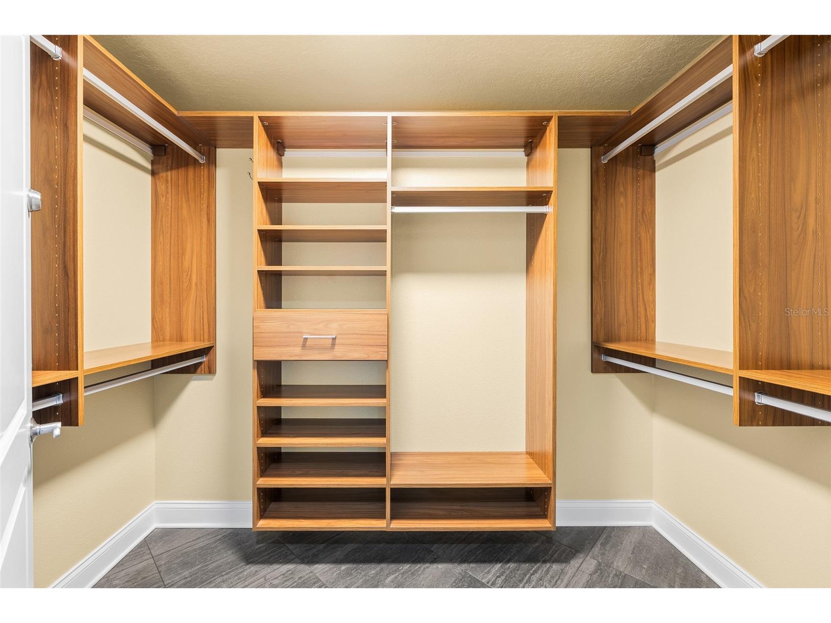 10851 Mangrove Cay Lane NE #1112 Saint Petersburg FL 33716 TB8482796 image24