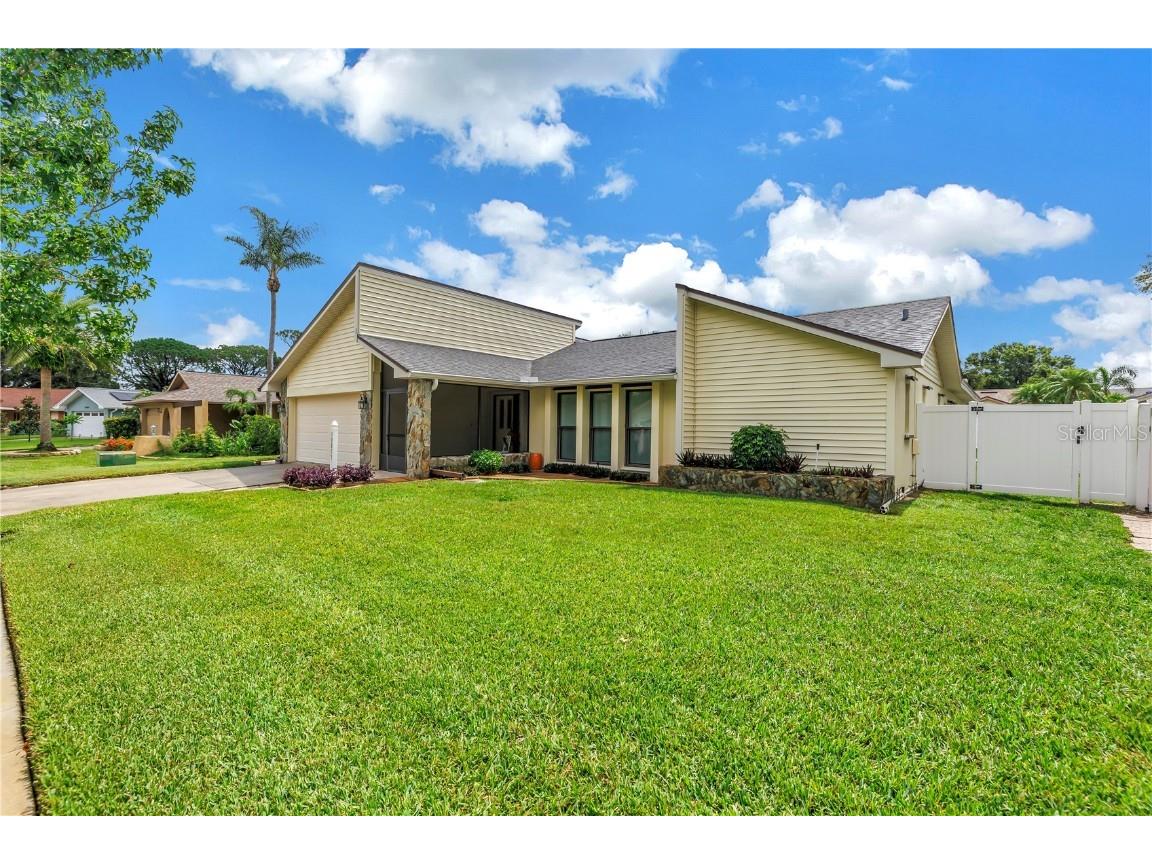 10857 97th Street Largo FL 33773 TB8405272 image1