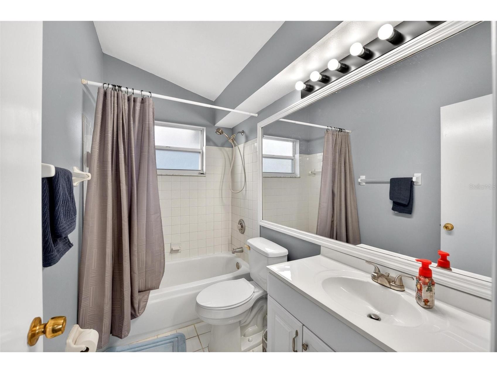 1086 Martin Boulevard Orlando FL 32825 O6409220 image36
