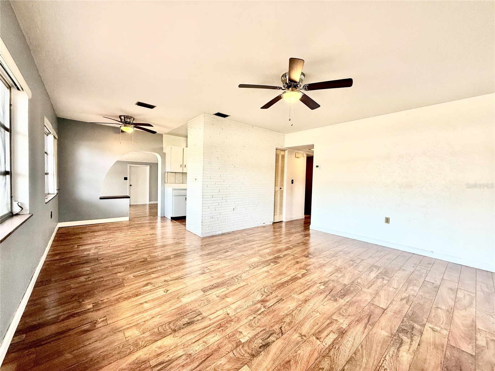 10862 Village Green Avenue Seminole FL 33772 TB8504772 image4