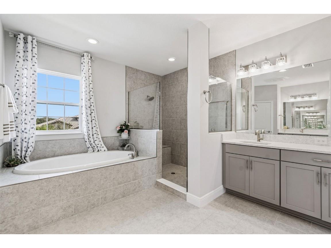 10863 Rustic Timber Loop San Antonio FL 33576 TB8447927 image40