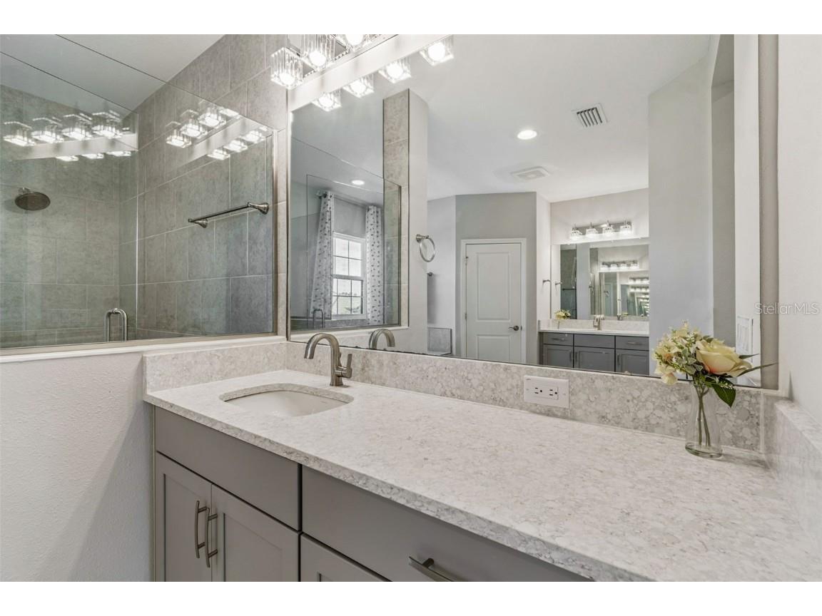 10863 Rustic Timber Loop San Antonio FL 33576 TB8447927 image41