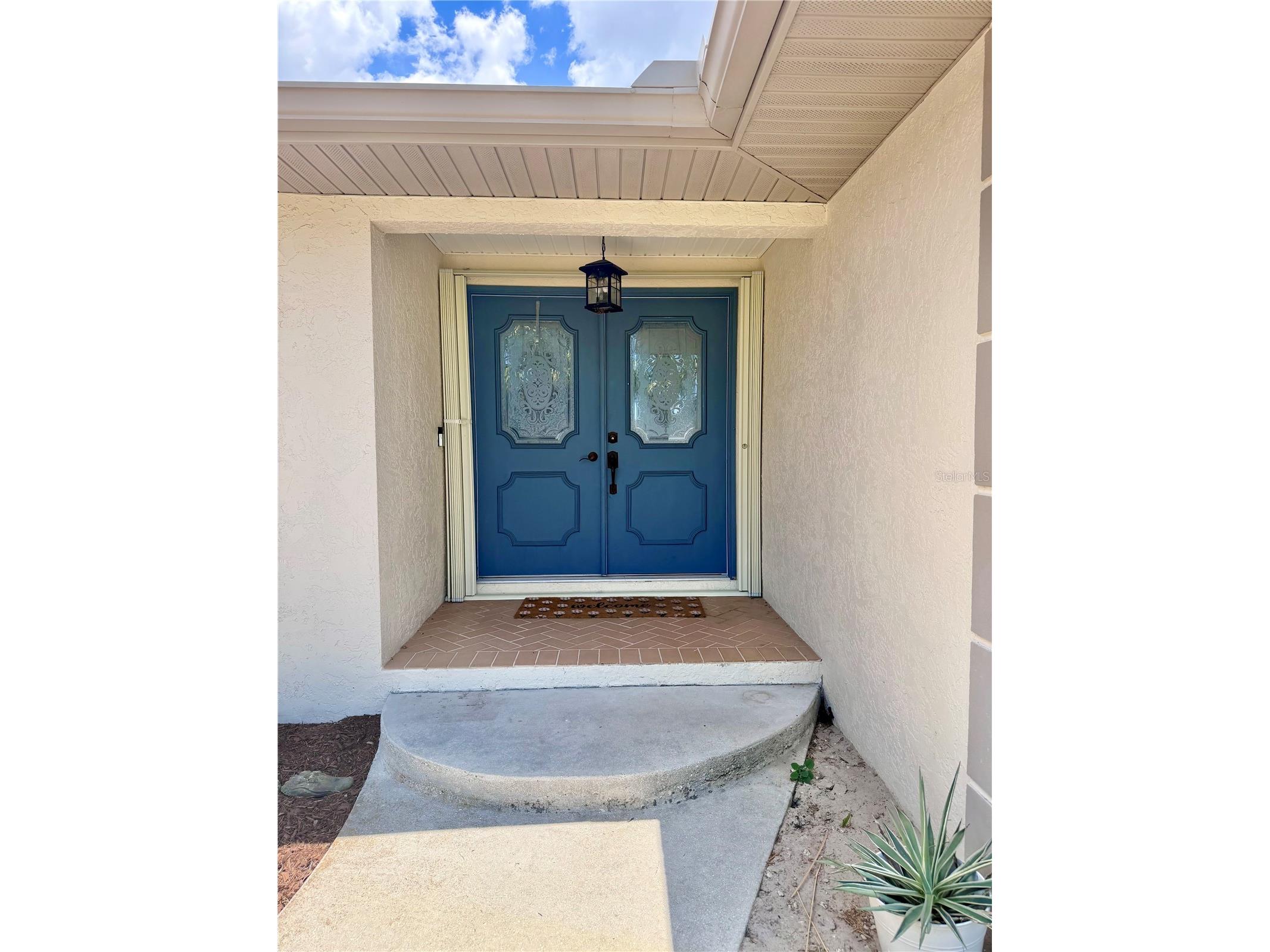 1087 Bay Harbor Drive Englewood FL 34224 C7527754 image3
