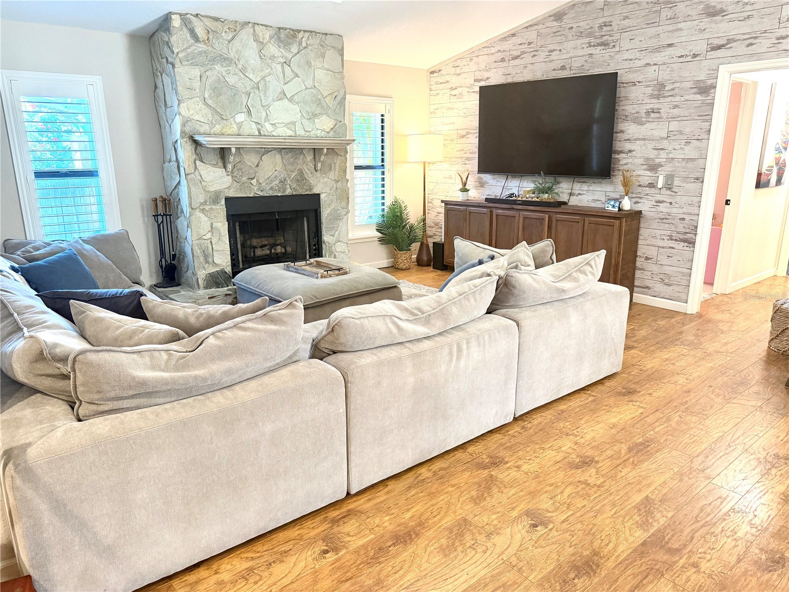 1087 Bay Harbor Drive Englewood FL 34224 C7527754 image9