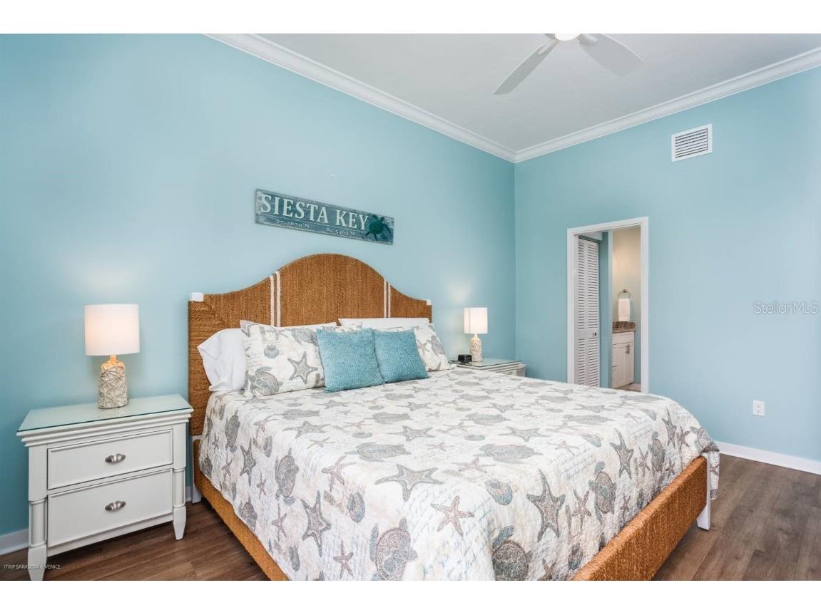 1087 Lake House Circle #C104 Sarasota FL 34242 A4675956 image16