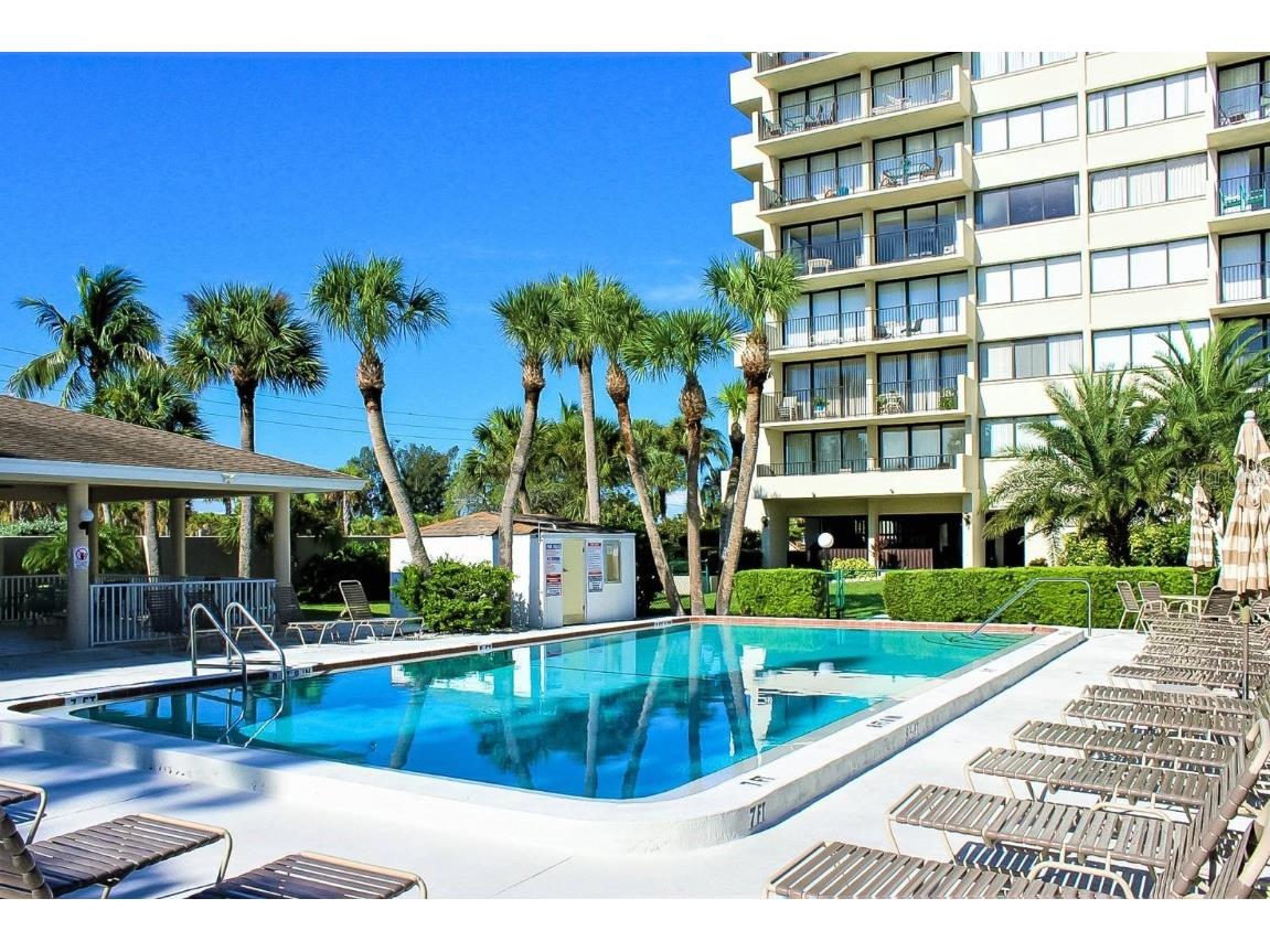 1087 Lake House Circle #C104 Sarasota FL 34242 A4675956 image27