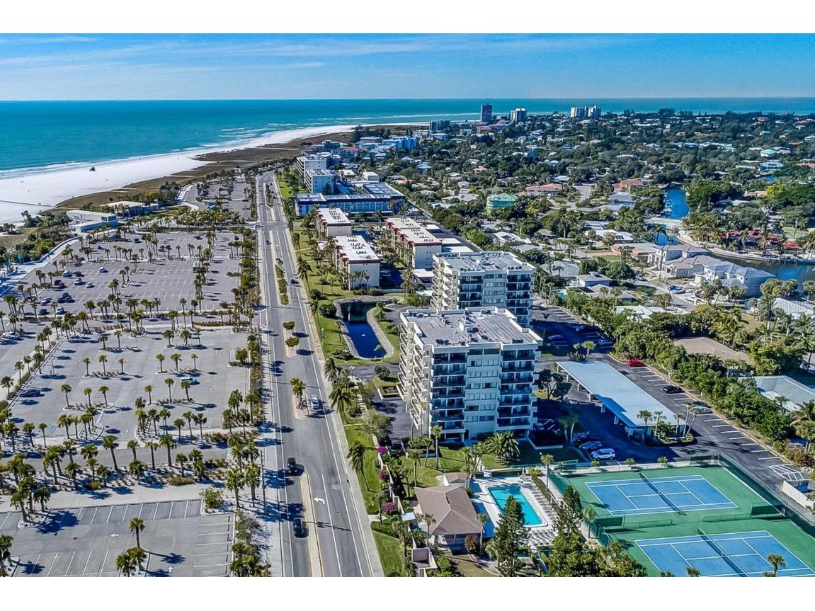 1087 Lake House Circle #C104 Sarasota FL 34242 A4675956 image34