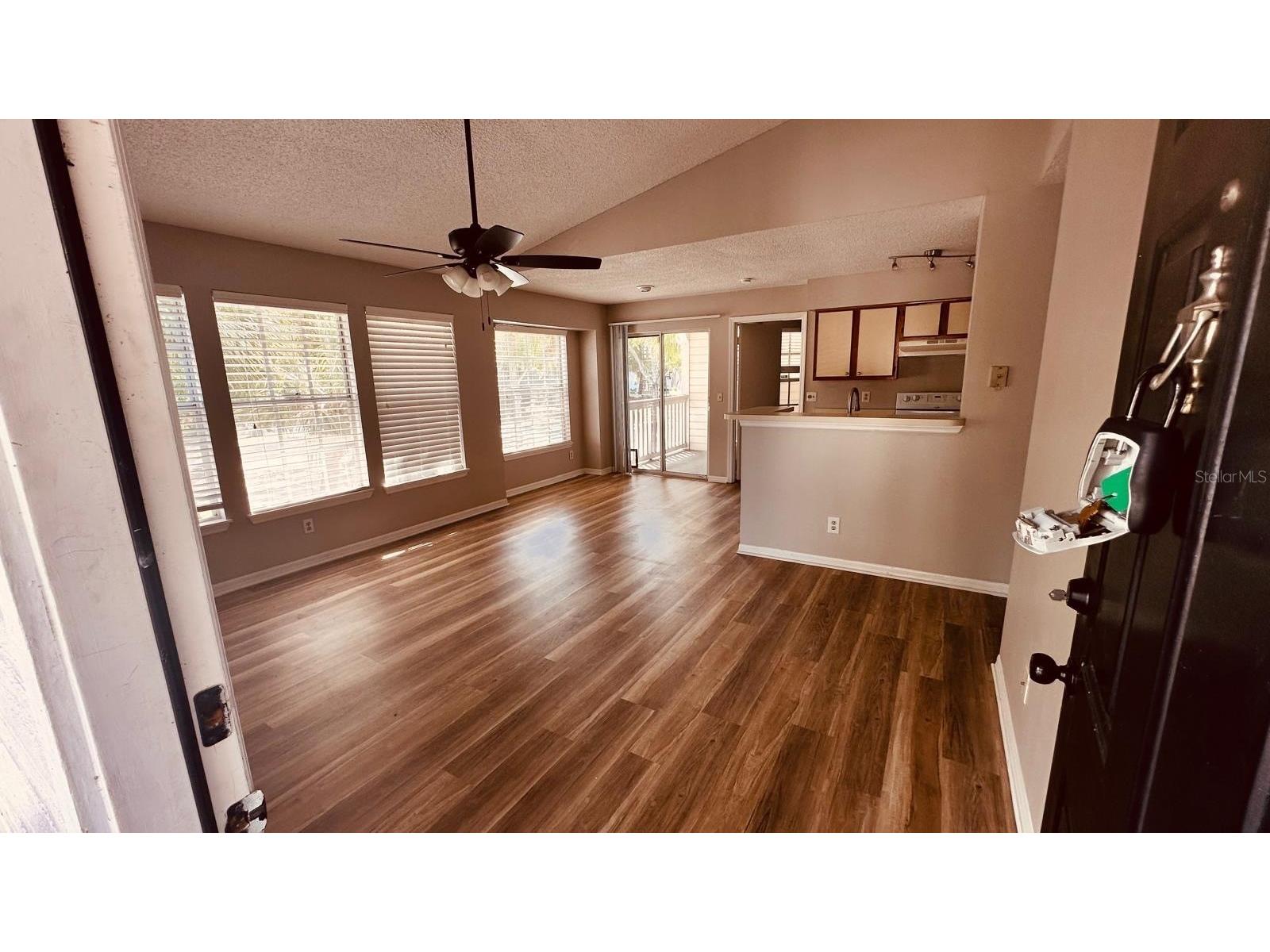 1087 S Hiawassee Road #422 Orlando FL 32835 O6402275 image7