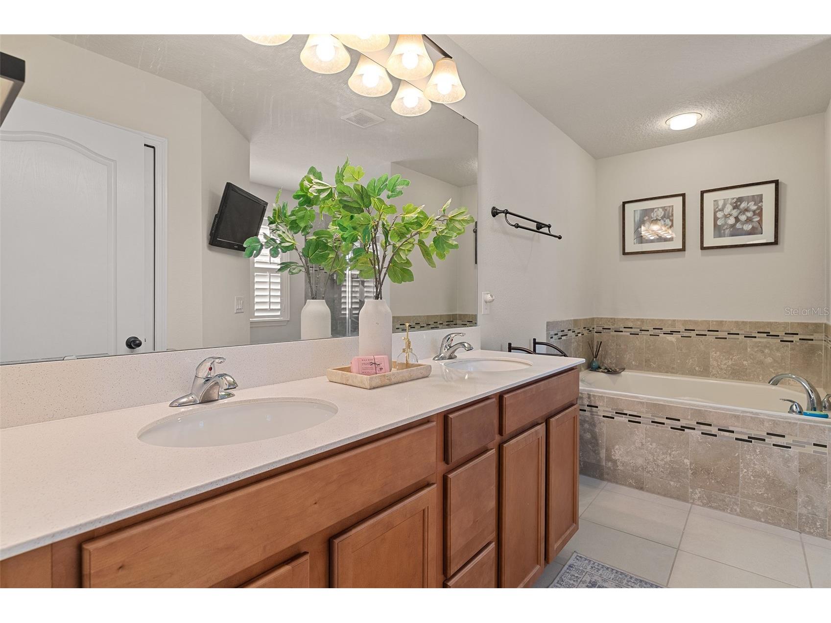 10870 Inside Loop Orlando FL 32825 O6396984 image33