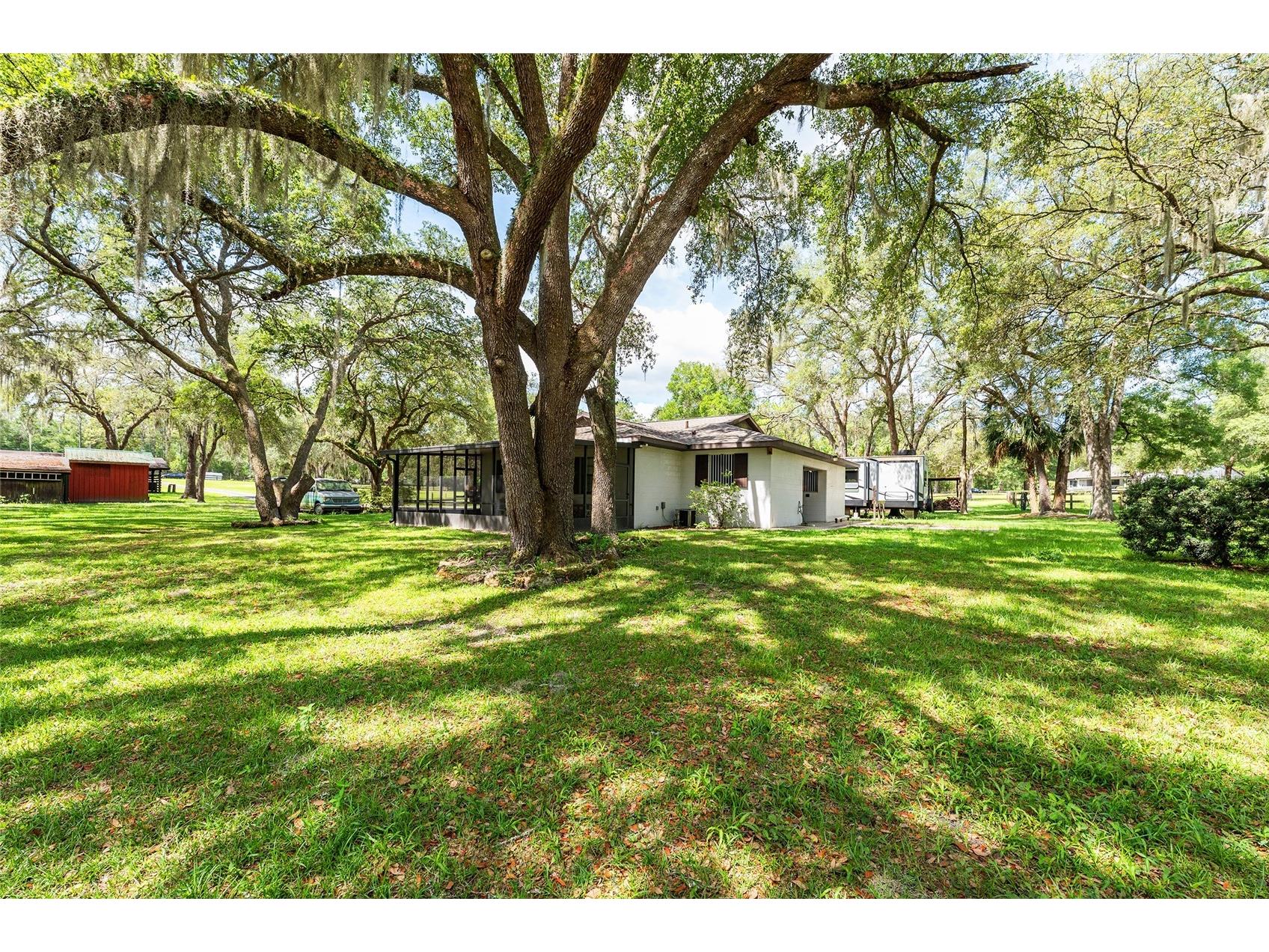 10871 SE County Road 336 Morriston FL 32668 OM725937 image5