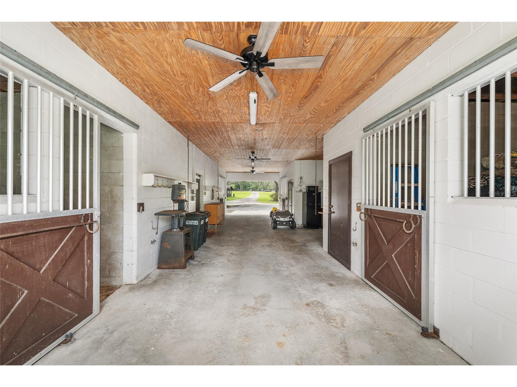 10871 SE County Road 336 Morriston FL 32668 OM725937 image60