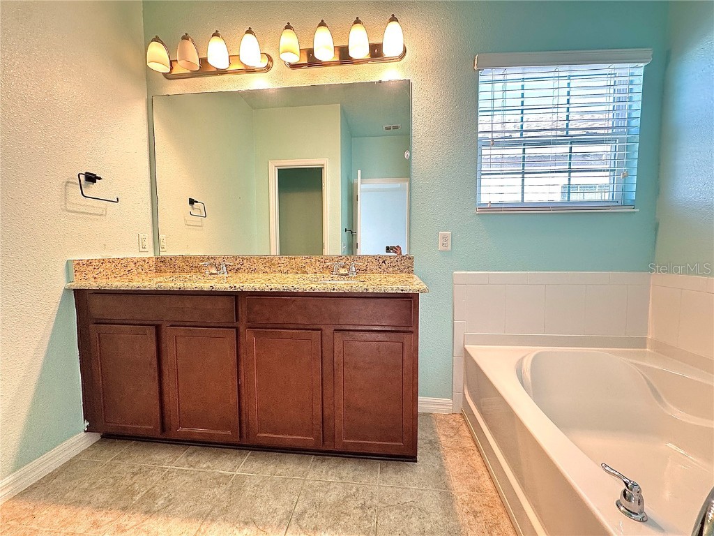 1088 Avila Lane Orlando FL 32803 O6362672 image19