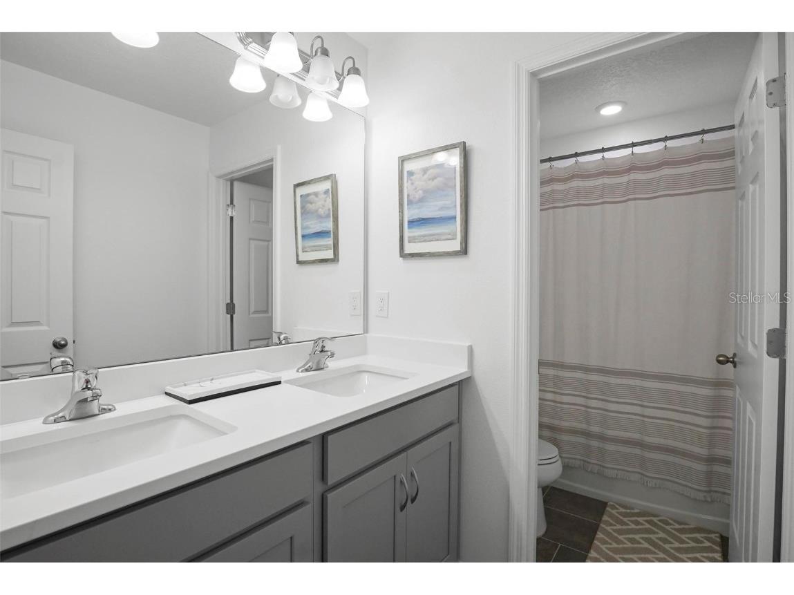 1088 Happy Forest Loop Deland FL 32720 V4941448 image20