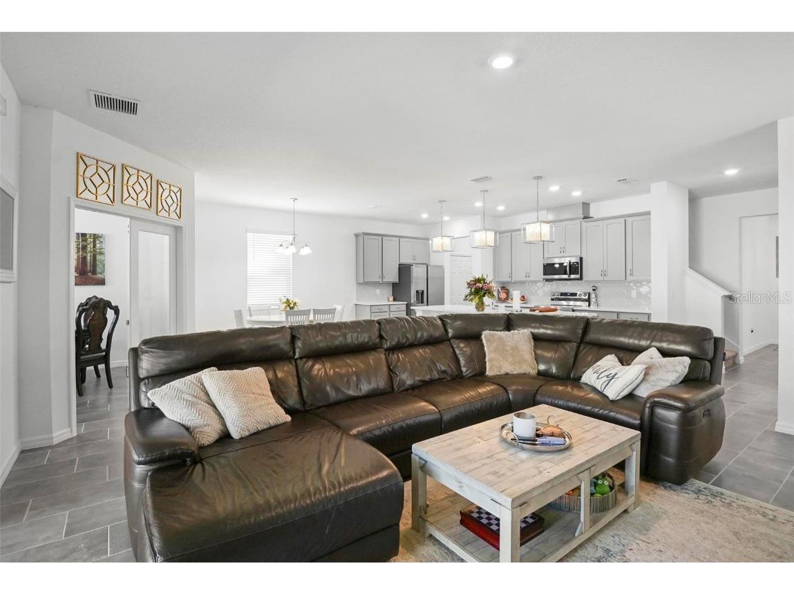 1088 Happy Forest Loop Deland FL 32720 V4941448 image7