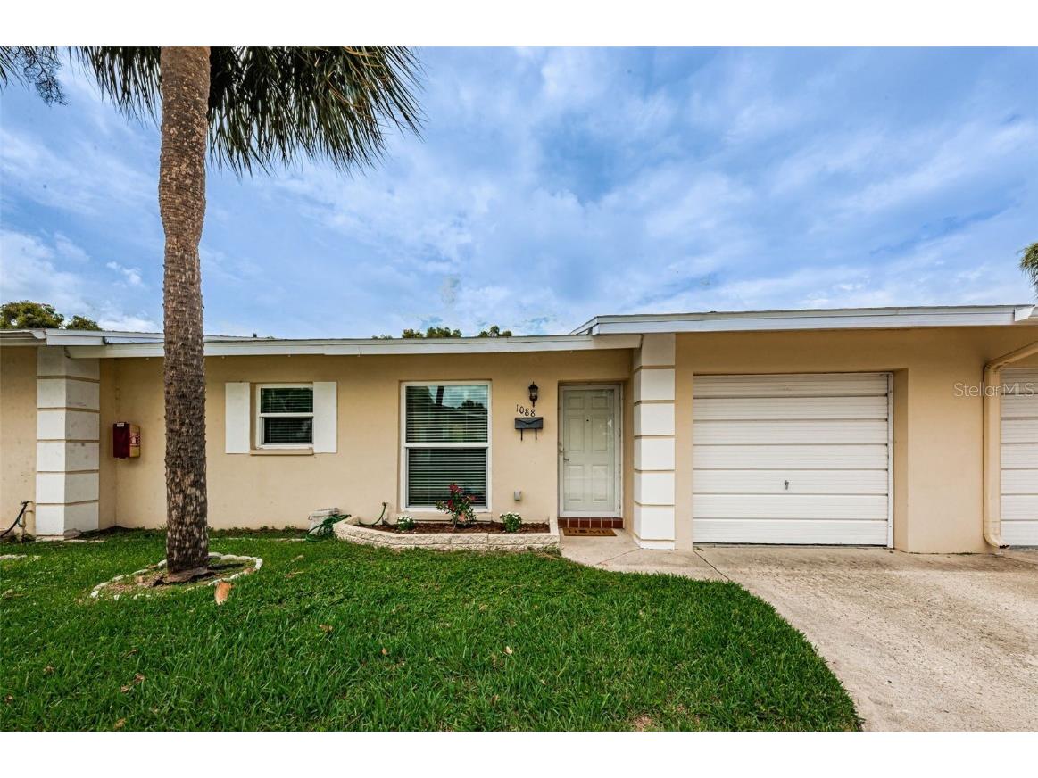 1088 Loch Haven Drive N Dunedin FL 34698 U8206669 image1